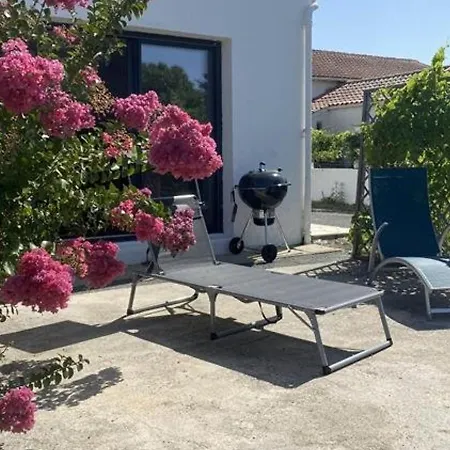 Maison Saint-Pierre-D'Oleron, 4 Pieces, 6 Personnes - Fr-1-246A-241